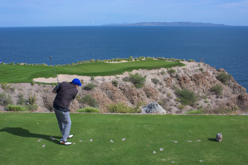las-mejores-pelotas-de-golf-para-jugadores-senior-como-elegir-la-indicada-para-tu-juego-