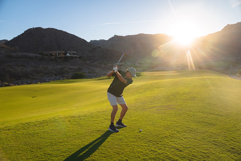 playing from an uphill or downhill lie at tpc danzante bay
