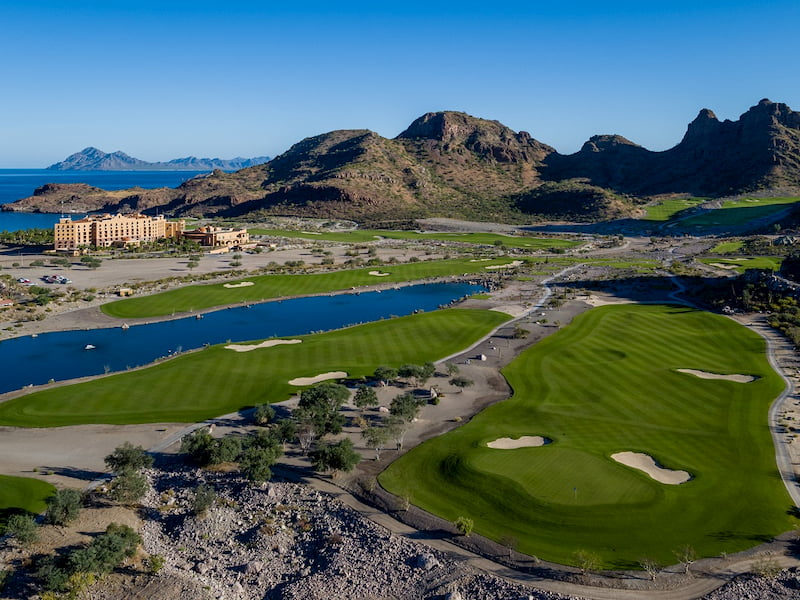 Hotel con campo de golf de lujo en loreto méxico